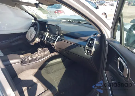 2021 Kia Sorento Lx z USA, uszkodzony, nr VIN 5XYRG4LC2MG021724